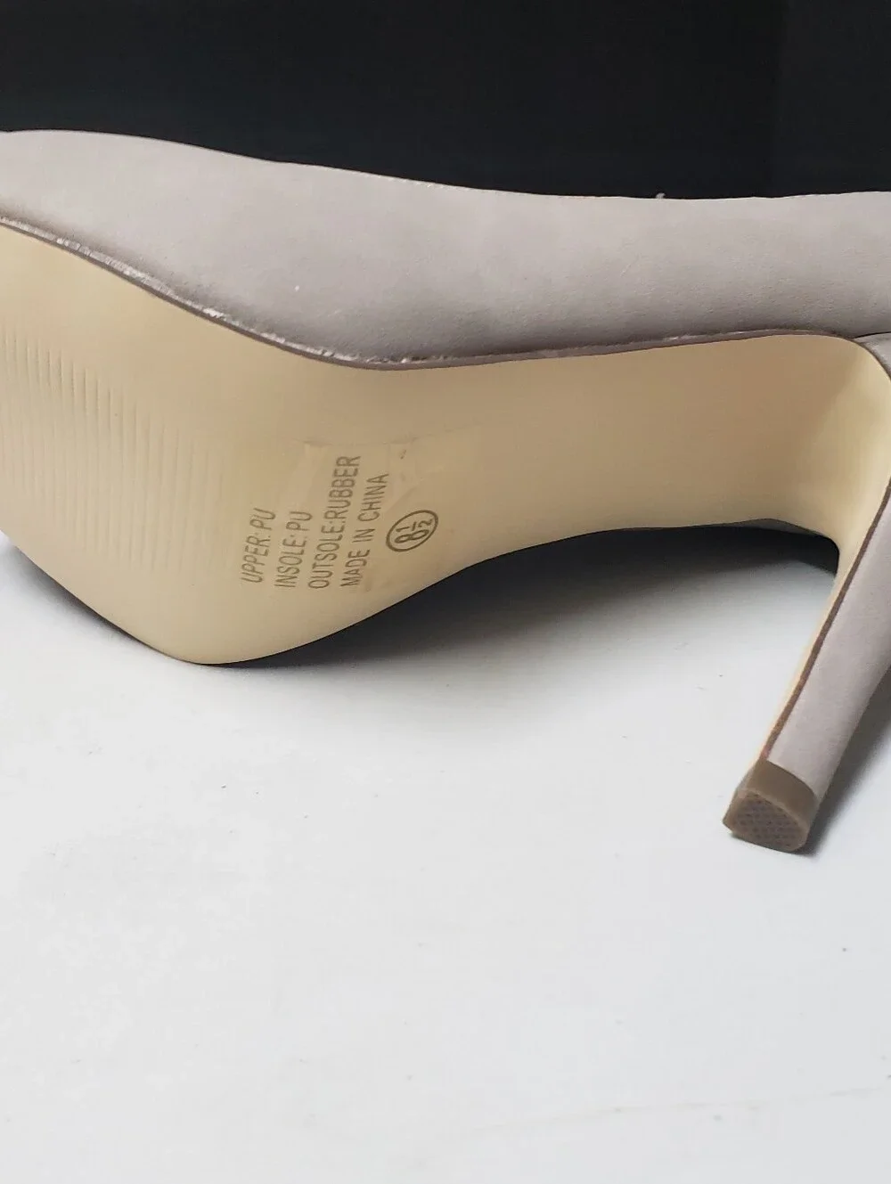 Peep-Toe High Heel Pumps in Light Gray